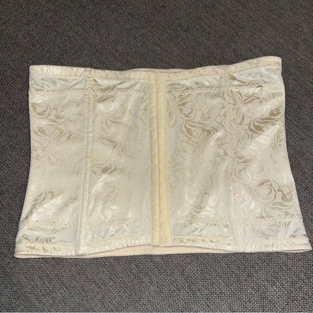 Maidenform waist trainer corset, creme beige color, hook & eye closure, size 2X - Picture 4 of 4